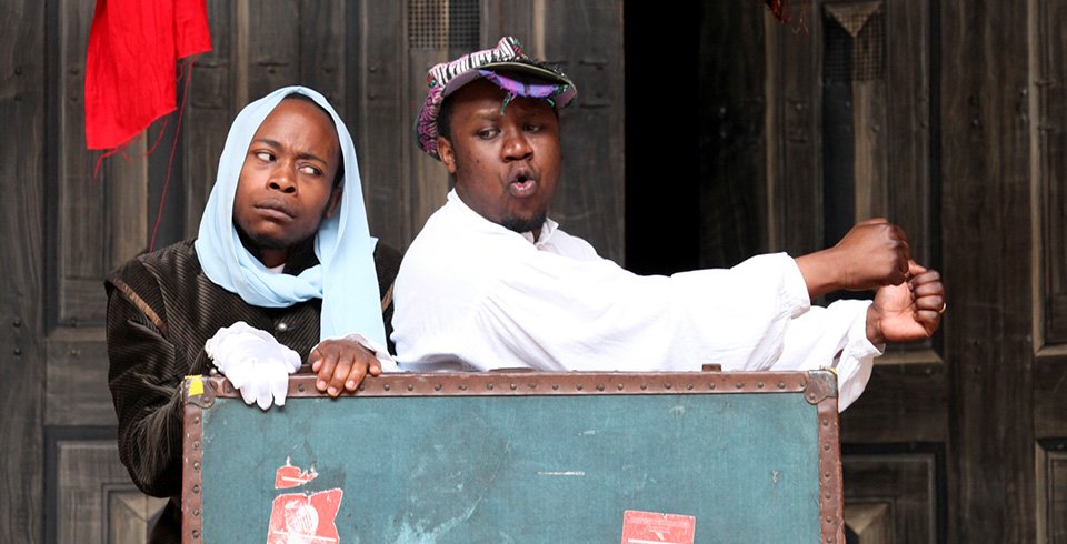 Two Gentlemen 2012 Globe to Globe Thumbnail 05